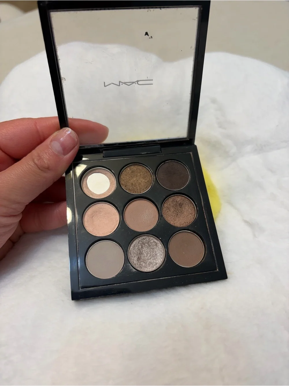 MAC Cosmetics Bronzer & Neutral Eyeshadow Palette Duo — Brown, Tan, Cream, Gold